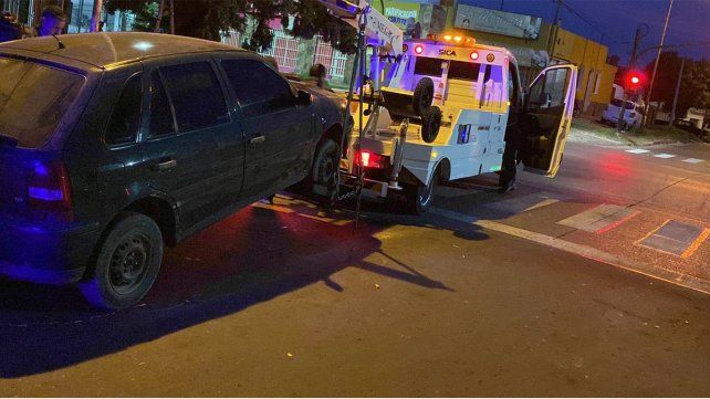 Sucedió en barrio San Agustín de Paraná. Al conductor le dio positivo el test de alcoholemia y por eso le labraron un acta de retención vehicular