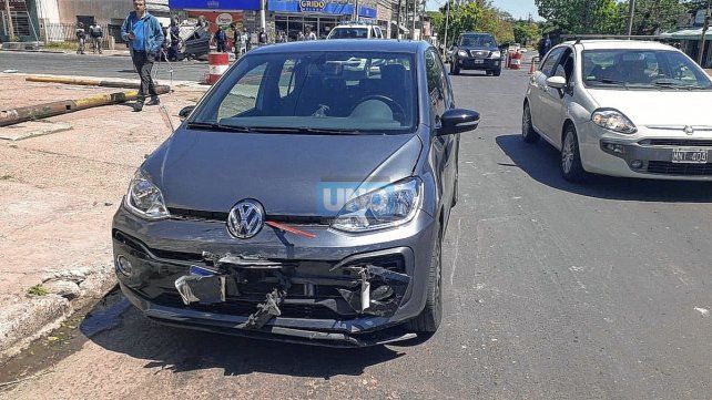 Choque en Paraná: fue en Almirante Brown y Rondeau. No hay heridos.
