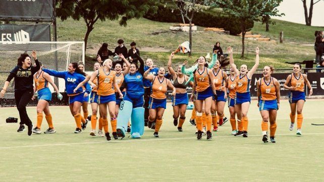 La comunidad del hockey en el Club Paracao forma talentos y valores. La comunidad del hockey en el Club Paracao forma talentos y valores.