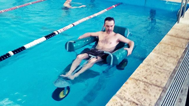 Silla anfibia. En setiembre se puso a prueba en una pileta.