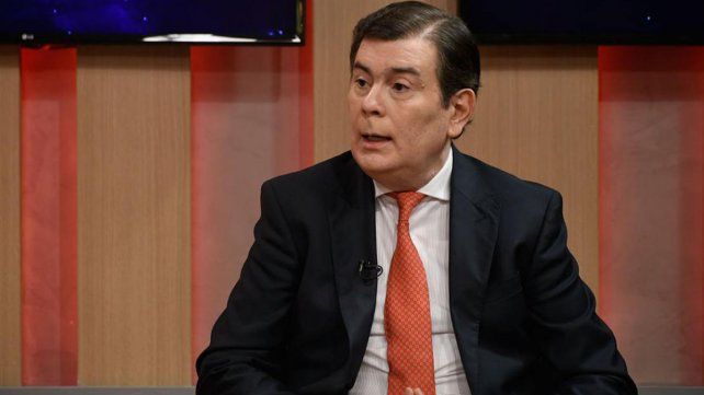 Gerardo Zamora fue internado de urgencia en Santiago del Estero. Gerardo Zamora fue internado de urgencia en Santiago del Estero.