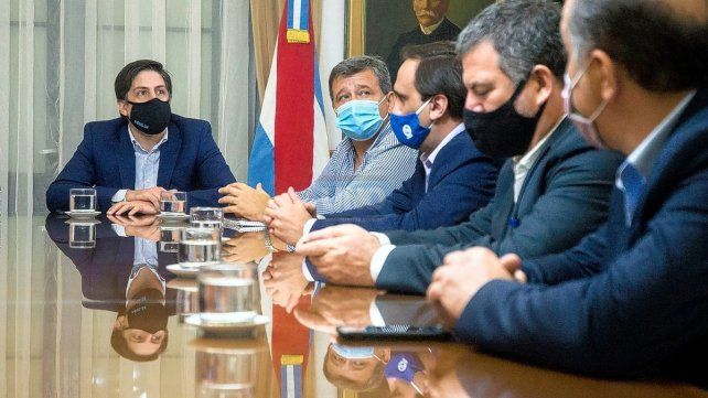Trotta recibió a los gremios en la Casa de Gobierno.