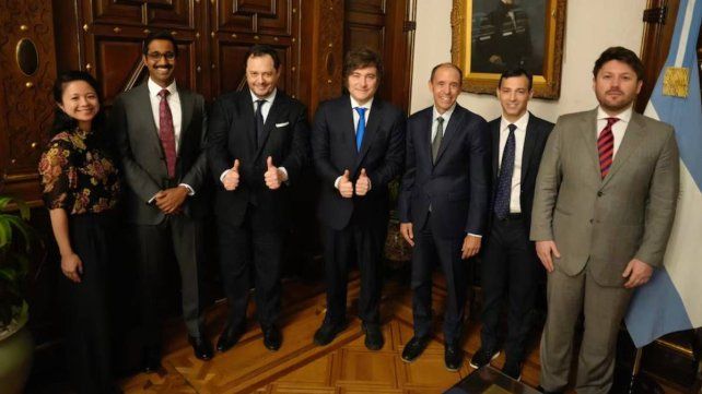 Javier Milei y los directivos de OpenAI Javier Milei y los directivos de OpenAI