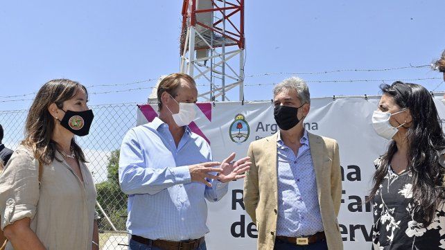 Buscan prevenir incendios en el delta. Bordet encabezó el acto junto al viceministro de Ambiente. 