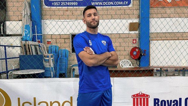 Gonzalo Lapera con los nuevos colores. Gonzalo Lapera con los nuevos colores.