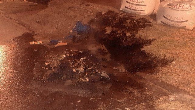 Intencional. El contenedor fue incendiado en la noche del 26 de diciembre. Quedó filmado por una cámara.