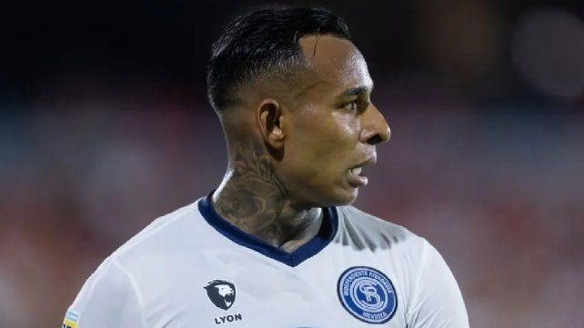 Absolvieron a Sebastián Villa en su causa por abuso sexual. Absolvieron a Sebastián Villa en su causa por abuso sexual.