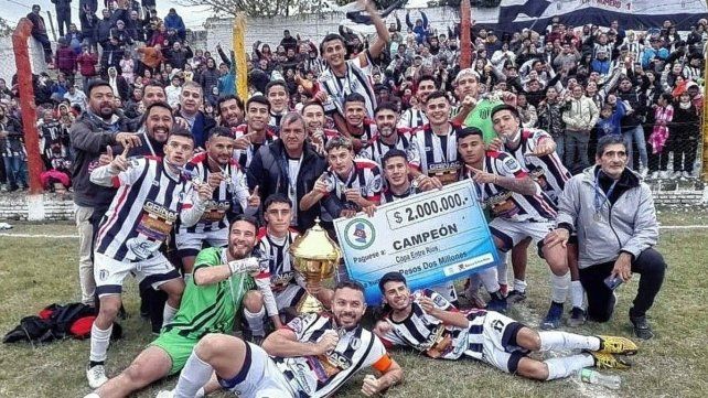 Victoria de Concordia celebró su primer título provincial Victoria de Concordia celebró su primer título provincial