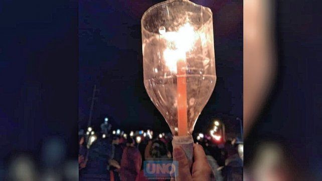 Peregrinación Hasenkamp - Paraná: se realizó la tradicional marcha de antorchas, con pedidos y agradecimientos