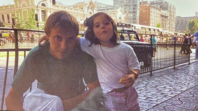 Lucia Varisco junto a su padre el dos veces intendentes de Paraná y exdiputado nacional Sergio Varisco.