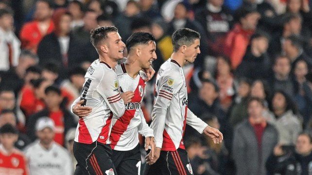 River festejó de local ante Godoy Cruz. River festejó de local ante Godoy Cruz.