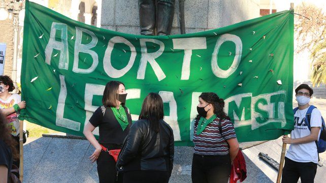 Manifestación pidiendo por el aborto legal en Paraná.