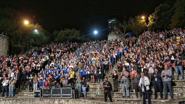El rector de la UNER, Andrés Sabella, destacó el impacto económico y social en torno a los Juegos Universitarios Argentinos (JUAR). El rector de la UNER, Andrés Sabella, destacó el impacto económico y social en torno a los Juegos Universitarios Argentinos (JUAR).