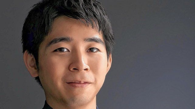 Ken Nakasako, joven pianista que participará en el recital organizado por la Asociación Mariano Moreno