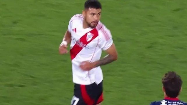 River y San Lorenzo igualan sin goles. River y San Lorenzo igualan sin goles.