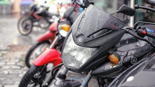 En Paraná hay cada vez más motos circulando En Paraná hay cada vez más motos circulando