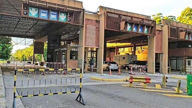 El Gobierno autoriz&oacute; este viernes la apertura de dos nuevos corredores seguros internacionales. Se trata de dos pasos fronterizos de Entre R&iacute;os con Uruguay.