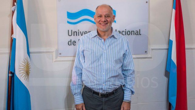 El rector de la UNER saca licencia durante su campaña electoral como candidato a diputado El rector de la UNER saca licencia durante su campaña electoral como candidato a diputado
