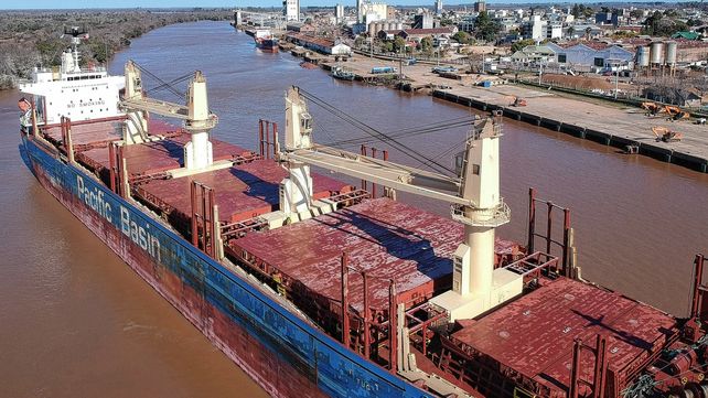 Realizarán una nueva licitación por el dragado del río Uruguay. Realizarán una nueva licitación por el dragado del río Uruguay.