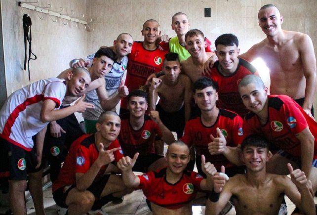 Paraná festejó el acceso a semifinales Paraná festejó el acceso a semifinales