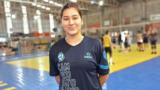 Camila Pérez, jugadora de Paracao, fue subcampeona del Sudamericano U19. Camila Pérez, jugadora de Paracao, fue subcampeona del Sudamericano U19.