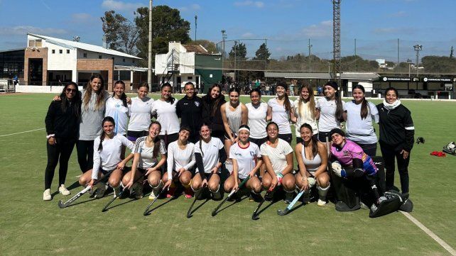 El elenco femenino de la Federación Entrerriana de Hockey debutará ante la Asociación Amateur de Hockey Sobre Césped de Buenos Aires. El elenco femenino de la Federación Entrerriana de Hockey debutará ante la Asociación Amateur de Hockey Sobre Césped de Buenos Aires.