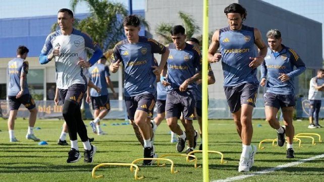 Boca retomó las prácticas sin Russo y bajo la supervisión de preparadores físicos del club. Boca retomó las prácticas sin Russo y bajo la supervisión de preparadores físicos del club.