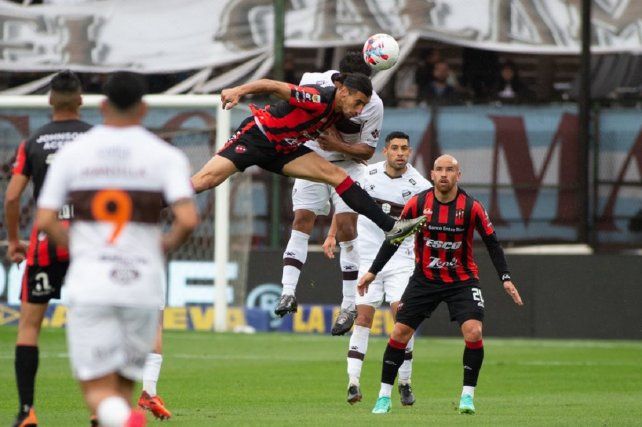 Patronato empató sin goles ante Platense