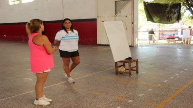 Ivana Gorosito brindará un campus intensivo de newcom en María Grande. Ivana Gorosito brindará un campus intensivo de newcom en María Grande.