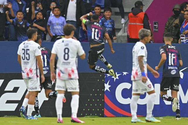 San Lorenzo perdió en Ecuador. San Lorenzo perdió en Ecuador.