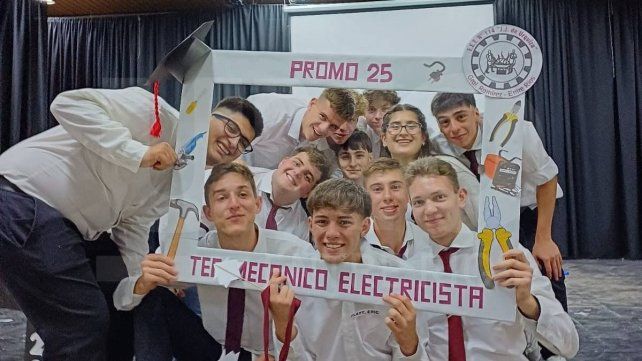 De luchar contra un síndrome a recibirse como mecánica electricista: la historia de Desireé Morkel De luchar contra un síndrome a recibirse como mecánica electricista: la historia de Desireé Morkel