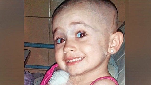 Sofía Tacchi es una niña de cuatro años que lucha contra el cáncer