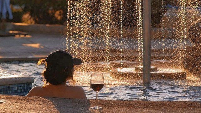 La combinación de termas con enoturismo es una propuesta que se afianza La combinación de termas con enoturismo es una propuesta que se afianza