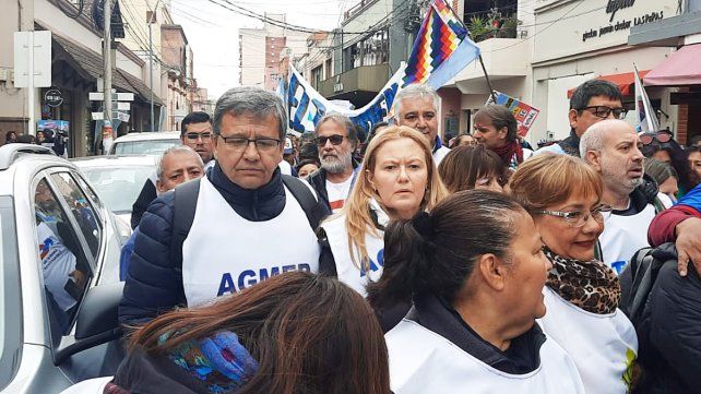 El Frente Sindical pidió paritarias y que no se ponga en dudas el pago de sueldos.