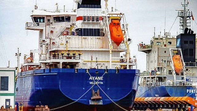 Tragedia en Río de La Plata: un marinero mató a dos superiores