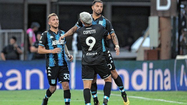 Con la participación del VAR, Racing derrotó a Platense 1 a 0 con gol de Cardona.