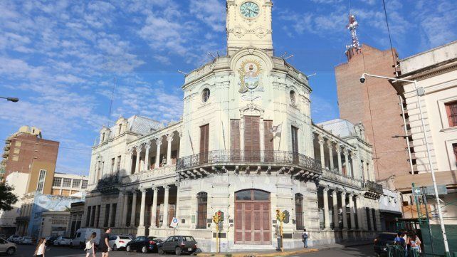 La Municipalidad de Paraná informó que este miércoles 30 se abonan los salarios correspondientes al mes de septiembre a todos los trabajadores municipales.