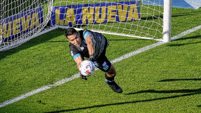 Gastón Chila Gómez fue verdugo de Boca en los penales. El reemplazante de Arias le atajó un penal a Diego González.