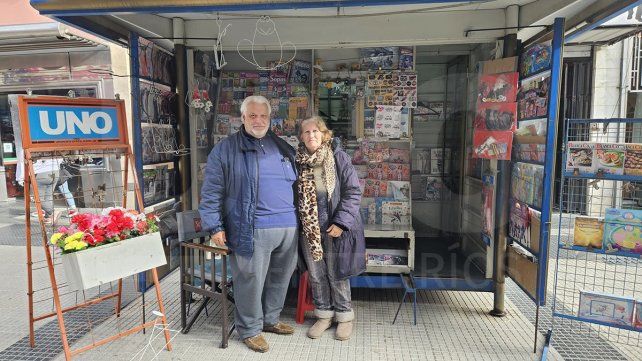 Sus dueños, una pareja de jubilados, están en esa esquina de Paraná desde hace 25 años.