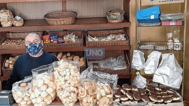 Día del panadero: Gabriel Toso, panadero de Paraná.