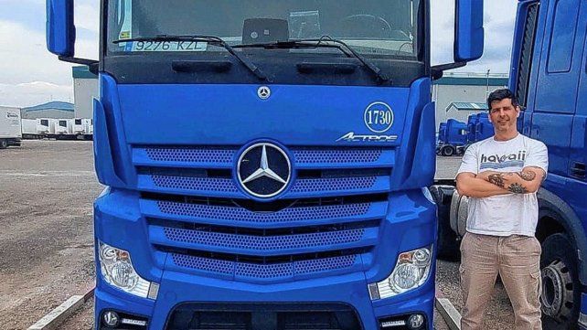 Diego Schneider es conductor de camiones en España Diego Schneider es conductor de camiones en España