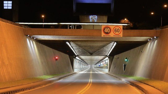 El túnel subfluvial Paraná-Santa Fe se aprestar a cumplir en pocas semanas más 52 años de vida.