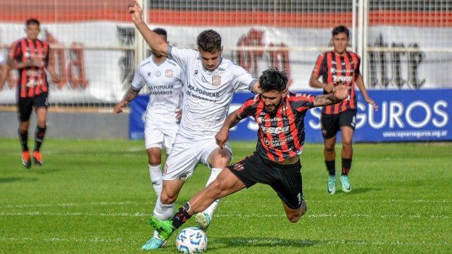 El elenco dirigido por Diego Pozo perdió con el Ciruja en el Grella. El elenco dirigido por Diego Pozo perdió con el Ciruja en el Grella.
