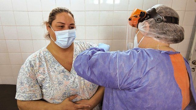 Primer día de vacunación contra el Covid en Gualeguaychú