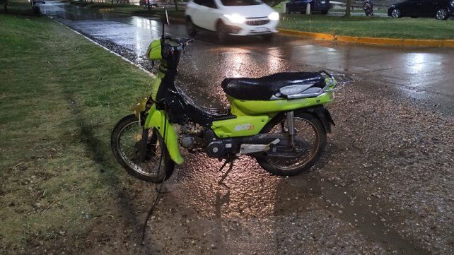 El padre y la niña accidentada se trasladaban en moto.