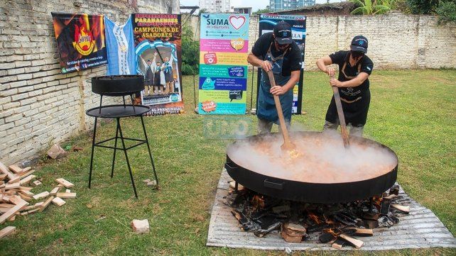 Solidarios, elaboraron comida al disco para Suma de Voluntades