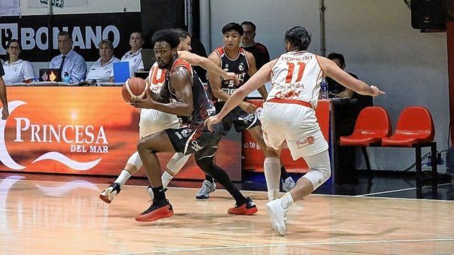 La Unión perdió ante Quilmes, rival directo en la pelea por el pase directo a octavos de final. La Unión perdió ante Quilmes, rival directo en la pelea por el pase directo a octavos de final.