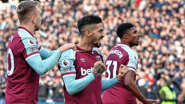 El West Ham derrotó al Chelsea, puntero de la Premier League. El ex river, Manuel Lanzini, convirtió uno de los 3 goles.