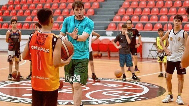 Paracao ofrecerá un Campus Internacional de Básquet. Paracao ofrecerá un Campus Internacional de Básquet.