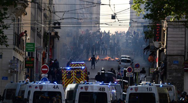 Los incidentes comenzaron en Nanterre de Francia, a raíz de la muerte de Nahel, al que un policía le disparó a quemarropa en un control de tránsito